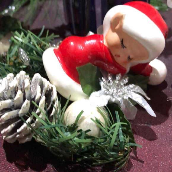 VARIOUS CHRISTMAS DECOR - Picture 2 of 6